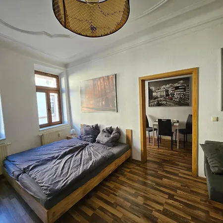 Ferienwohnung Apartment In Zittauer Stadtzentrum Innenstadt Innenring Top Lage - Wohnen Auf Zeit In Zittau - 1 Raum Wohnung Exterior photo