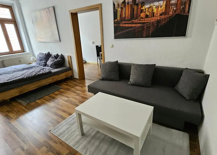 Ferienwohnung Apartment In Zittauer Stadtzentrum Innenstadt Innenring Top Lage - Wohnen Auf Zeit In Zittau - 1 Raum Wohnung