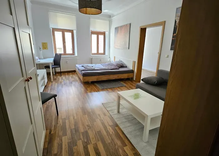 Ferienwohnung Apartment In Zittauer Stadtzentrum Innenstadt Innenring Top Lage - Wohnen Auf Zeit In Zittau - 1 Raum Wohnung