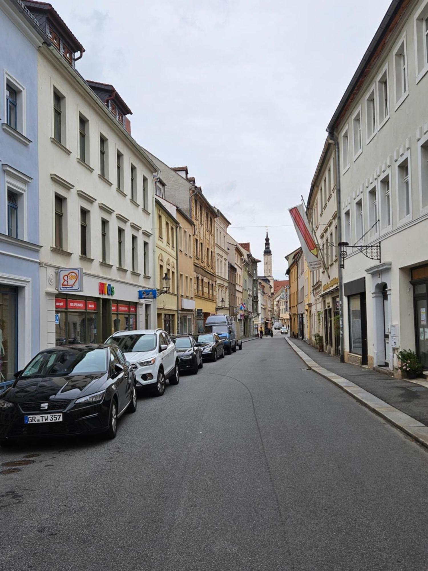 Apartment In Zittauer Stadtzentrum Innenstadt Innenring Lage - Wohnen Auf Zeit In - 1 Raum *
