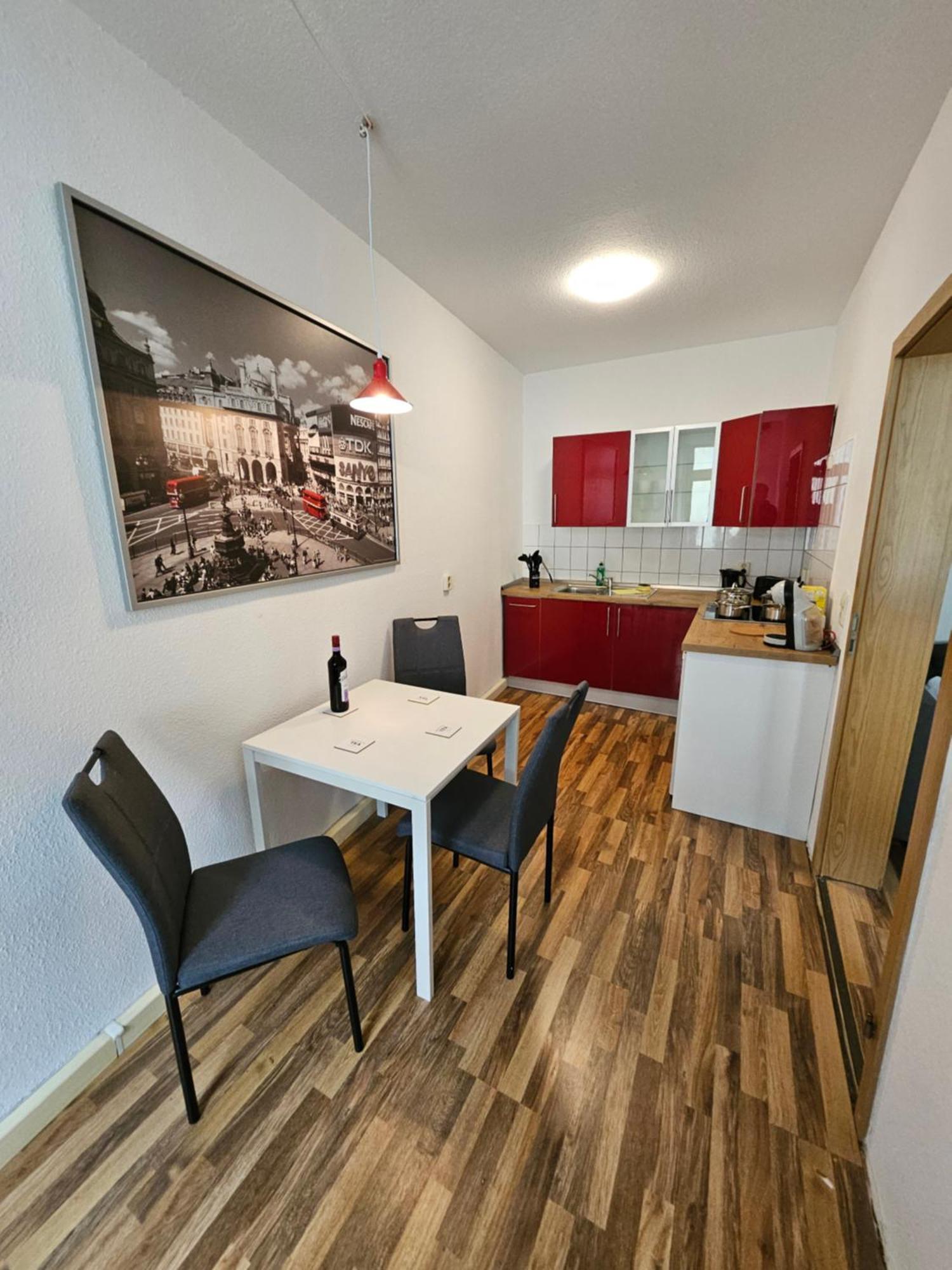 Apartment In Zittauer Stadtzentrum Innenstadt Innenring Lage - Wohnen Auf Zeit In - 1 Raum Zittau